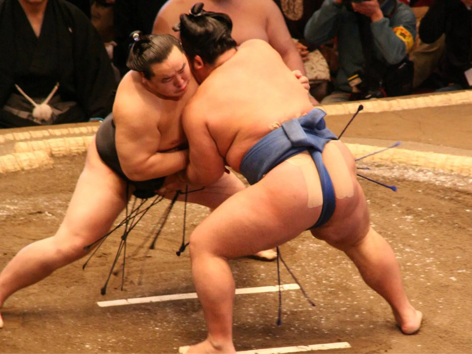Sumo borca med tekmovanjem
